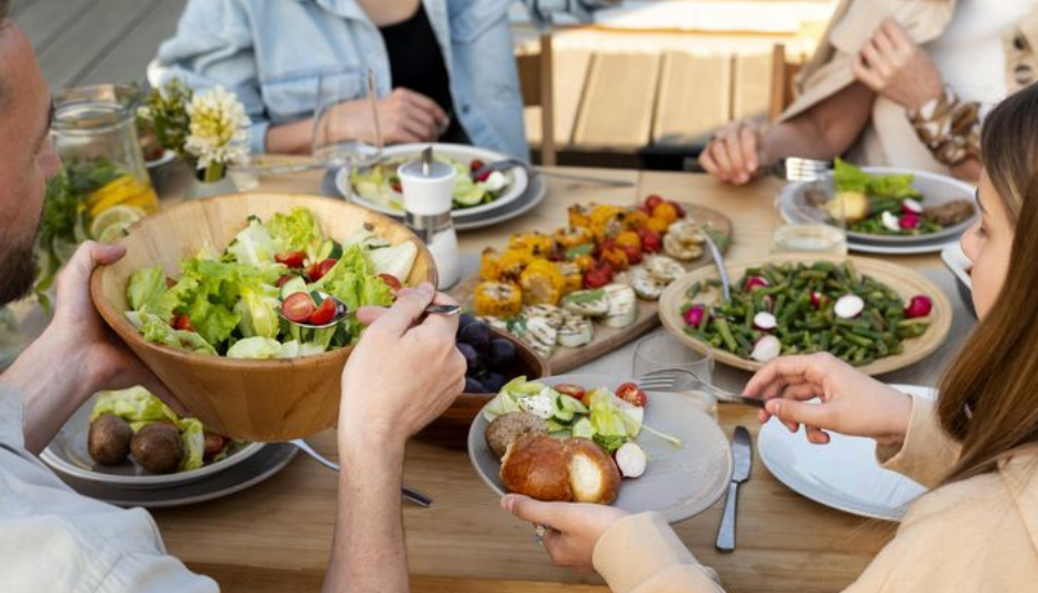 Unapologetic Appetite: How to Enjoy Shared Meals and Dining Out Without the Heavy Aftermath